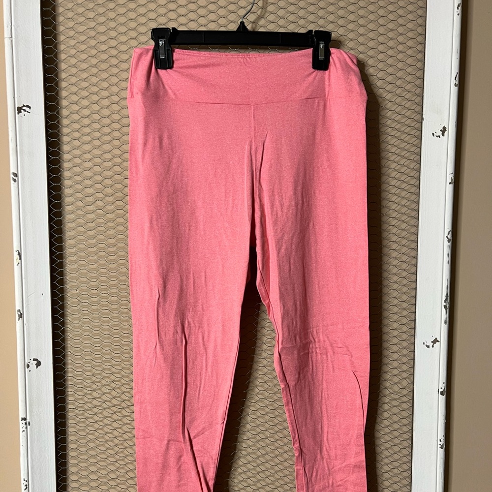 LuLaRoe Leggings TC Heathered Pink